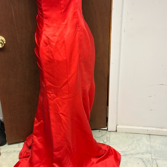 Red Satin staples full length gown . - Picture 3 of 10